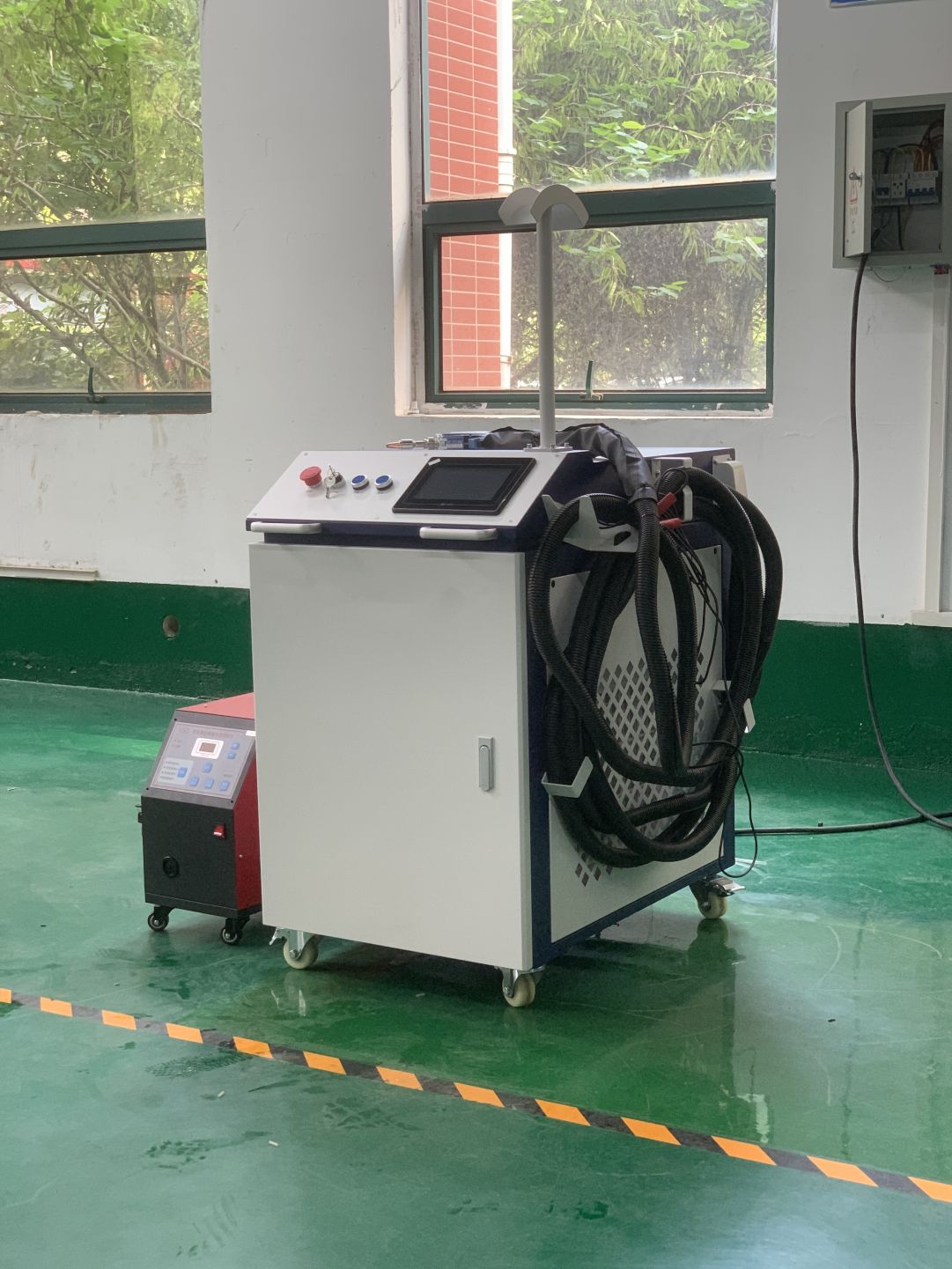 手持激光焊接机